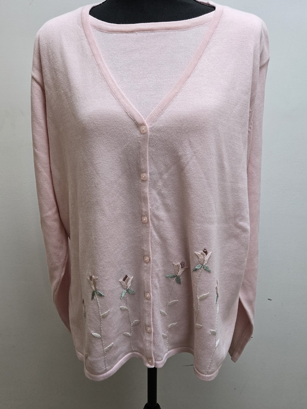 Light Pink Women's 1pc V-Neck Button Cardigan Sweater with Floral Embroidery- XL
